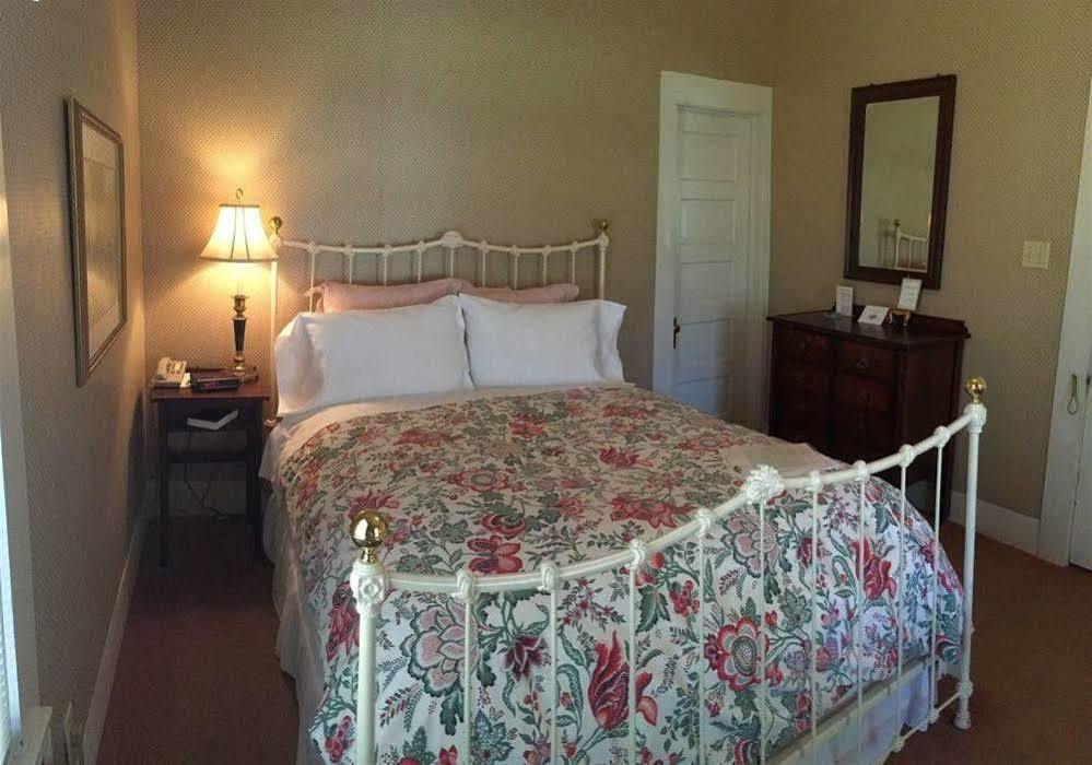 Inn On The River Glen Rose Exterior foto